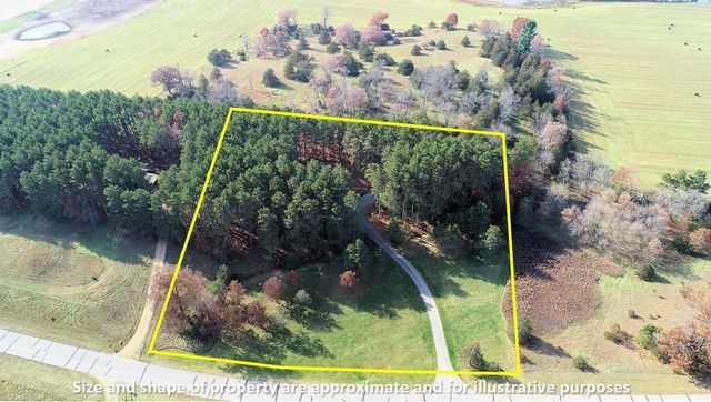 N6211 Cedar Cove Lane, Oxford, WI 53952