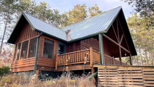 N6211 Cedar Cove Lane, Oxford, WI 53952