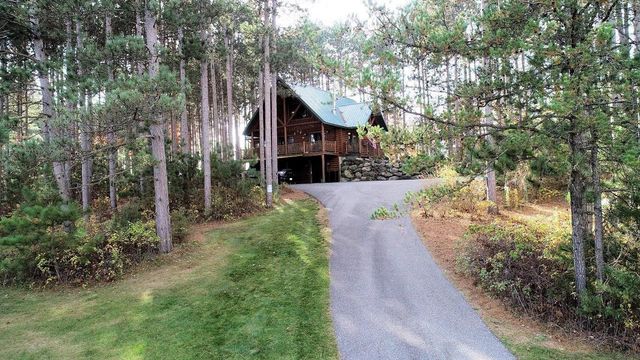 N6211 Cedar Cove Lane, Oxford, WI 53952