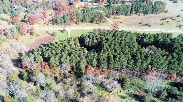 N6211 Cedar Cove Lane, Oxford, WI 53952