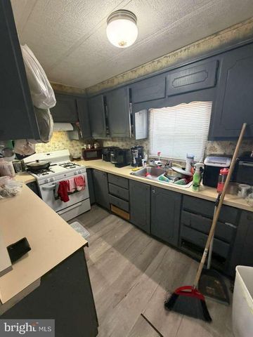 1108 BROADWAY AVE, Reading, PA 19606