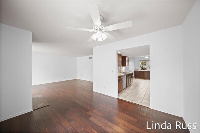 2440 E Collier Avenue SE, Grand Rapids, MI 49546
