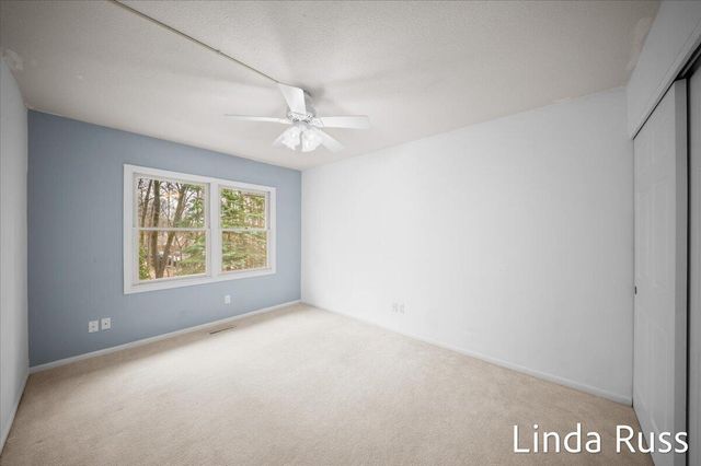 2440 E Collier Avenue SE, Grand Rapids, MI 49546