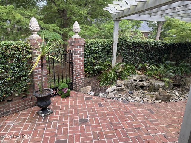 1904 Brewton Court, Wilmington, NC 28403