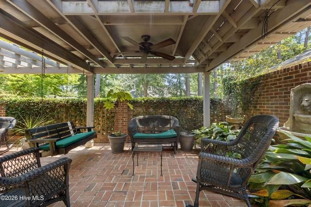 1904 Brewton Court, Wilmington, NC 28403