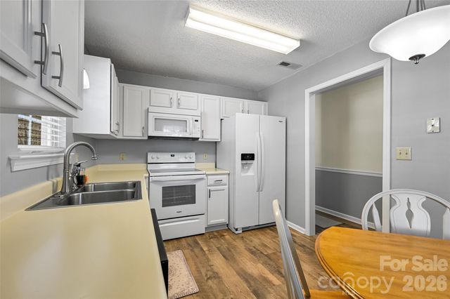 4102 Marble Way, Asheville, NC 29906