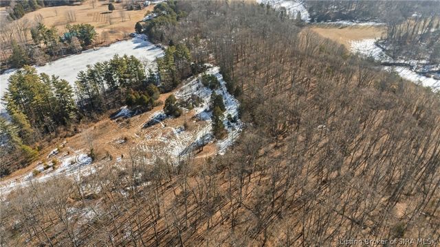 5721 W Oak Hill Road, Scottsburg, IN 47170