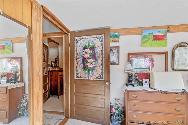 5721 W Oak Hill Road, Scottsburg, IN 47170