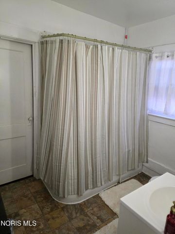 838 S Erie Street, Toledo, OH 43609