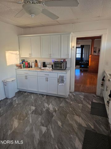 838 S Erie Street, Toledo, OH 43609