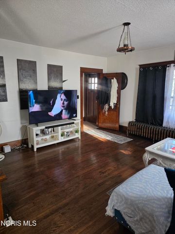 838 S Erie Street, Toledo, OH 43609