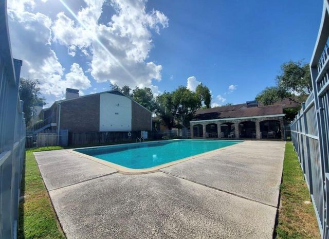 3900 Woodchase Drive 144, Houston, TX 77042