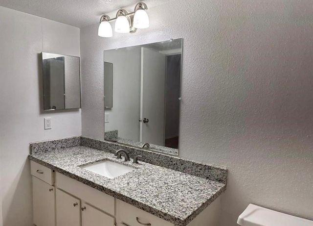 3900 Woodchase Drive 144, Houston, TX 77042