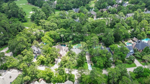 34 Candle Pine Place, The Woodlands, TX 77381