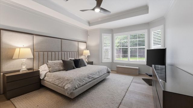 34 Candle Pine Place, The Woodlands, TX 77381