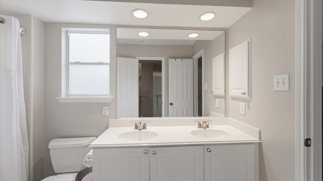 34 Candle Pine Place, The Woodlands, TX 77381