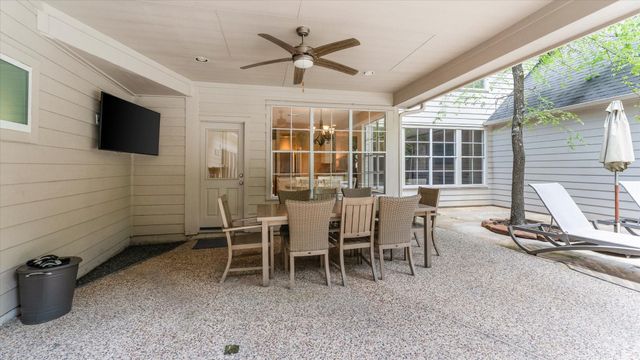 34 Candle Pine Place, The Woodlands, TX 77381