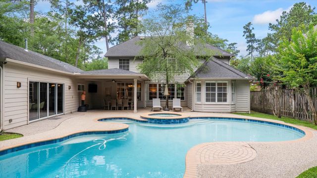 34 Candle Pine Place, The Woodlands, TX 77381