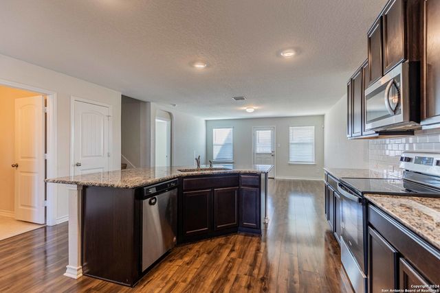 2918 LINDENWOOD RUN, San Antonio, TX 78245