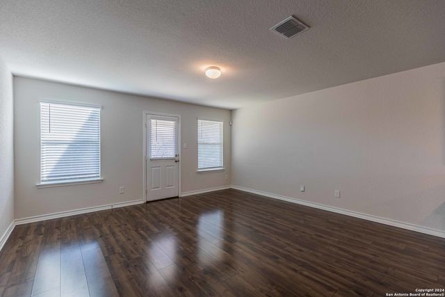 2918 LINDENWOOD RUN, San Antonio, TX 78245