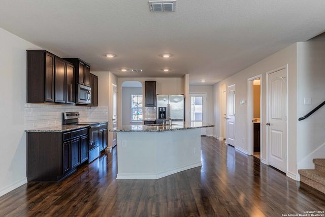 2918 LINDENWOOD RUN, San Antonio, TX 78245