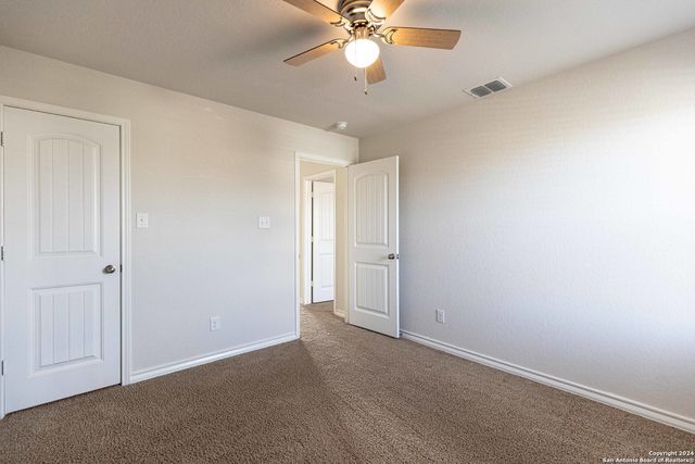 2918 LINDENWOOD RUN, San Antonio, TX 78245