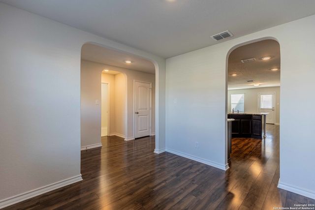 2918 LINDENWOOD RUN, San Antonio, TX 78245