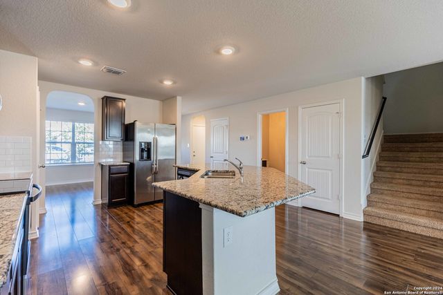 2918 LINDENWOOD RUN, San Antonio, TX 78245