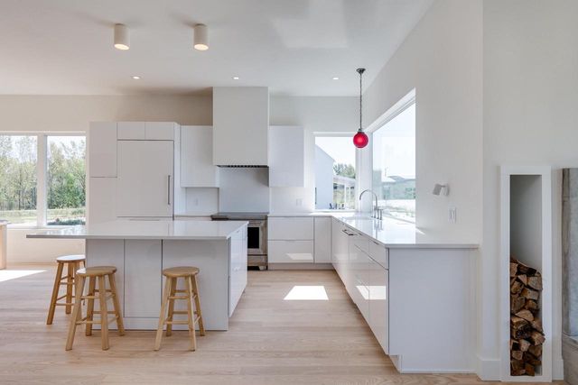 4043 Serenbe Street, Middleton, WI 53562