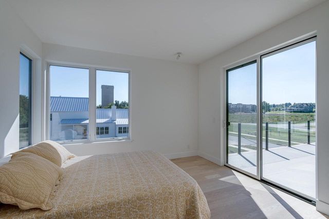 4043 Serenbe Street, Middleton, WI 53562