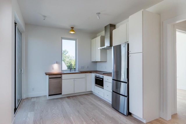 4043 Serenbe Street, Middleton, WI 53562