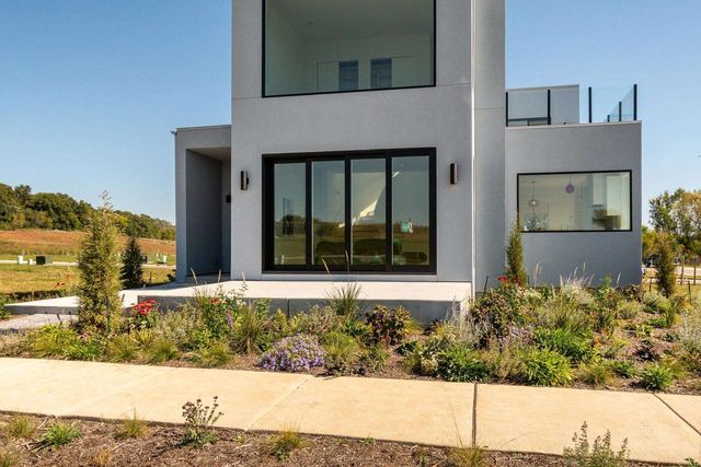 4043 Serenbe Street, Middleton, WI 53562