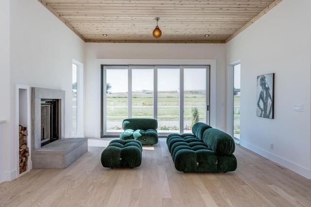 4043 Serenbe Street, Middleton, WI 53562