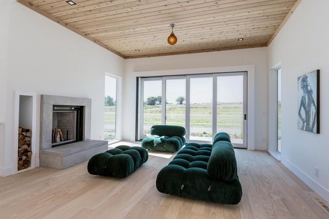 4043 Serenbe Street, Middleton, WI 53562