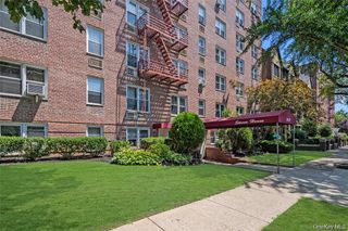 84-25 118th Street 3D, Kew Gardens, NY 11415