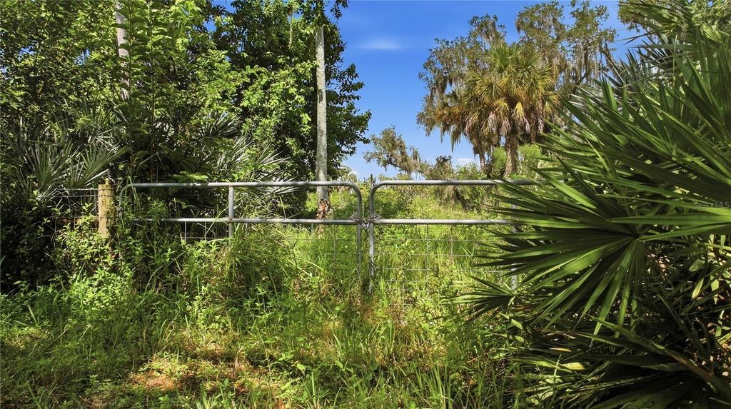 Image 23 of property listing at 1179 MILL CREEK ROAD, Bradenton, FL 34212