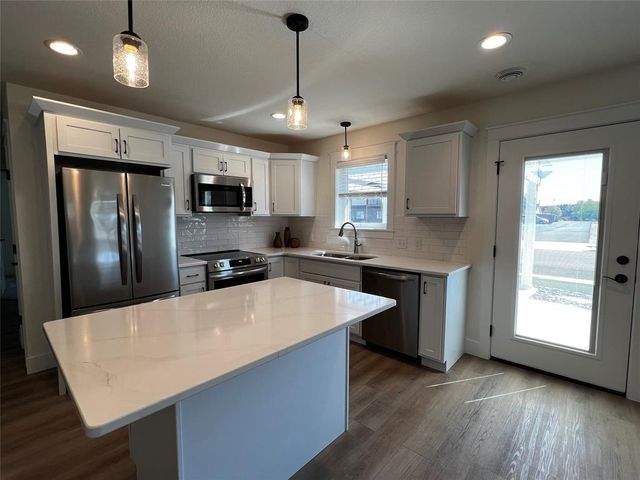 5532 Cottage Lane, Eau Claire, WI 54701