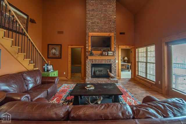 176 county road 107, Jonesboro, AR 72404