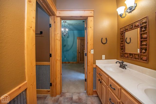 176 county road 107, Jonesboro, AR 72404