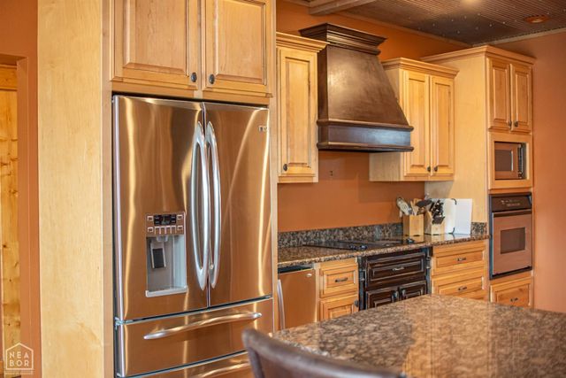 176 county road 107, Jonesboro, AR 72404