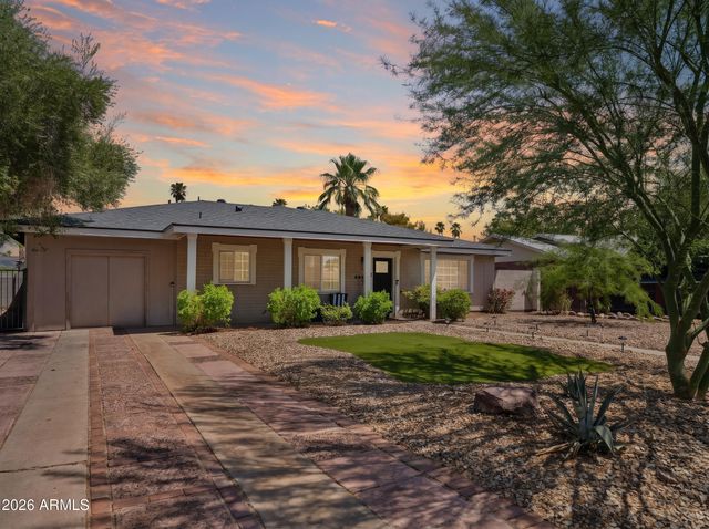 404 E PALM Street, Litchfield Park, AZ 85340