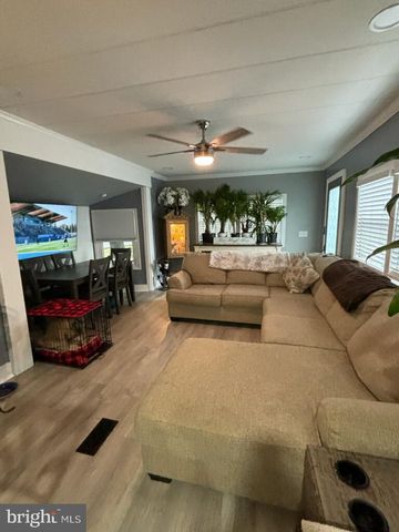 204 KENTUCKY AVE, Williamstown, NJ 08094