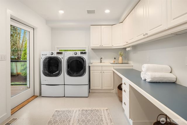 12311 87th Court NE, Kirkland, WA 98034