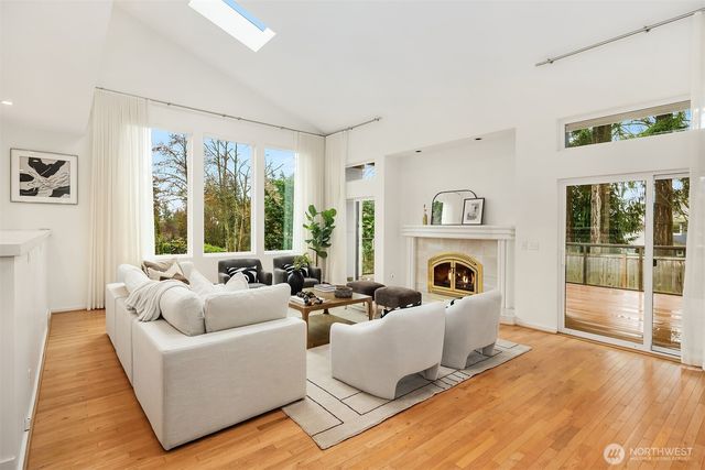 12311 87th Court NE, Kirkland, WA 98034