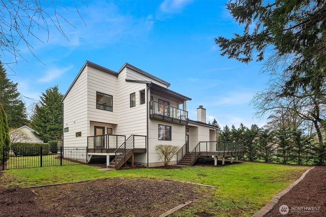 12311 87th Court NE, Kirkland, WA 98034