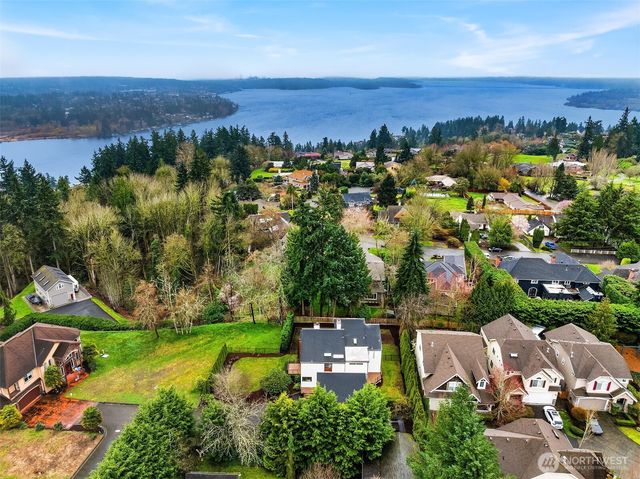 12311 87th Court NE, Kirkland, WA 98034