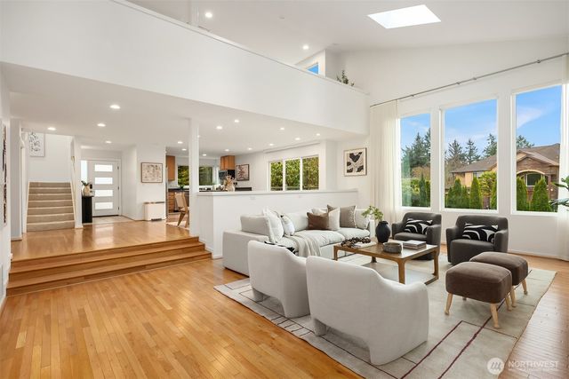 12311 87th Court NE, Kirkland, WA 98034