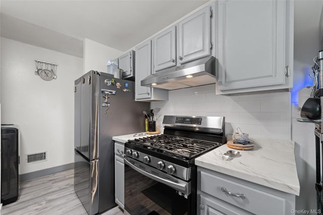288 Cypress Avenue, Bronx, NY 10454