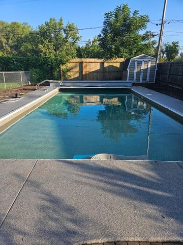 19 Pasadena Drive, Oswego, IL 60543