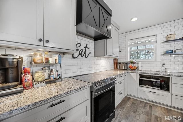 22675 Reporter Road, Waynesville, MO 65583